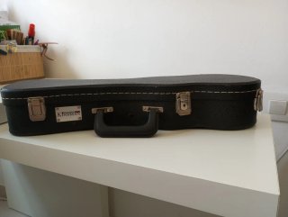 Valigetta per ukulele soprano Kinsman nero