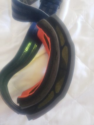 Gafas de esquí con lente amarilla