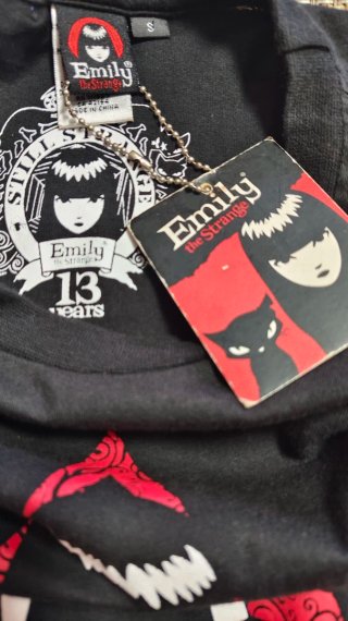Camiseta Emily the Strange Talla S