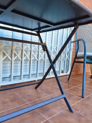 Mesa de jardín plegable cristal y metal