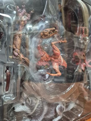 Figura NECA The Thing Dog Creature La Cosa