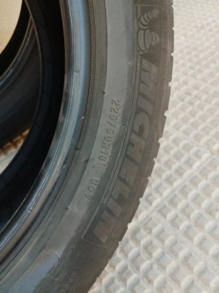 Neumáticos Michelin primacy 3 225/55R18 95V al 75