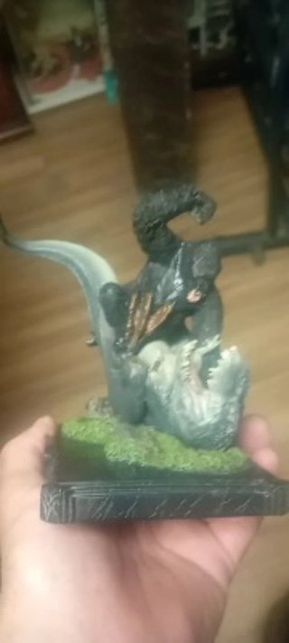 Figura  King Kong vs Rex Weta