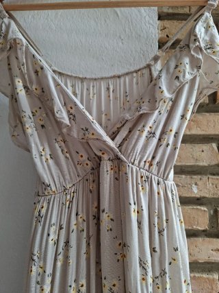 Vestido largo flores volante