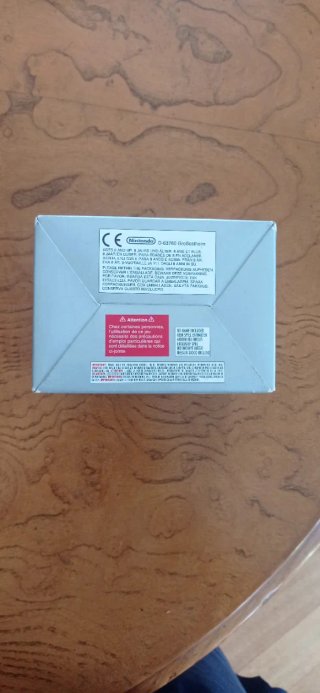 Nintendo Game Boy Advance SP Rosso