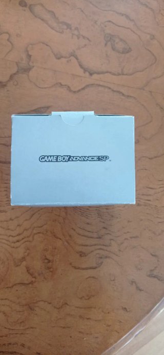 Nintendo Game Boy Advance SP Rosso