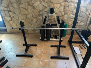 Rack de gimnasio ajustable