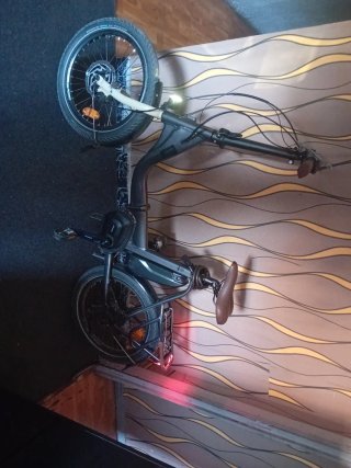 Bicicleta eléctrica plegable
