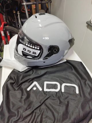 Casco ADN Veloce Talla L Gris
