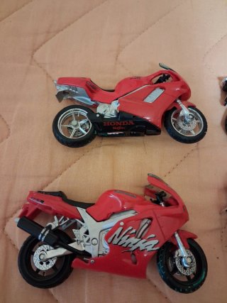 Colección 4 Motos de Juguete