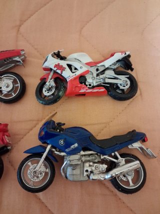 Colección 4 Motos de Juguete