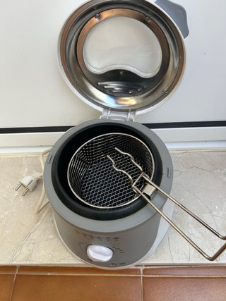 Freidora eléctrica 1L