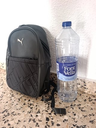Mochila Puma Negra sin estrenar. Nueva.