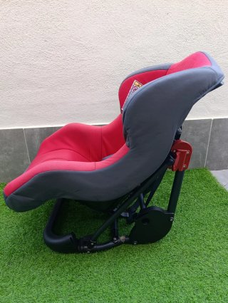 Silla de coche Chicco roja grupo 0+ y Grupo 1