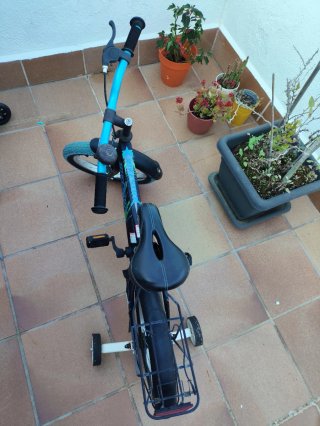 Bicicleta infantil 3-6 años con ruedines