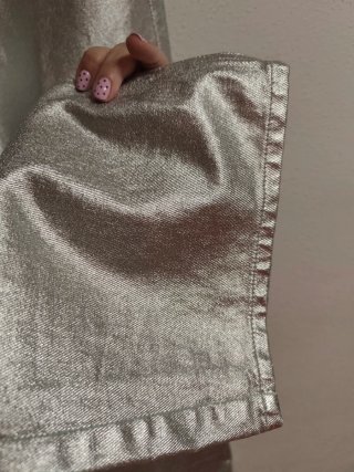 Pantalón plateado de chica talla 38 de Sfera nuevo