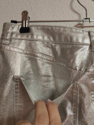 Pantalón plateado de chica talla 38 de Sfera nuevo