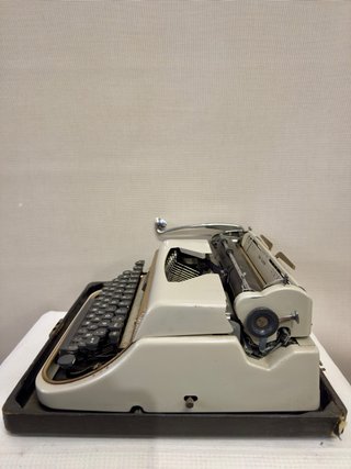 Máquina de Escribir Underwood De Luxe Golden Touch