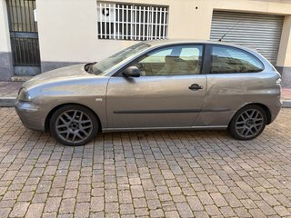 SEAT Ibiza 2005