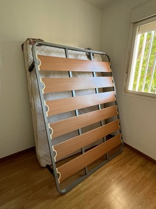 Somier metálico con láminas de madera