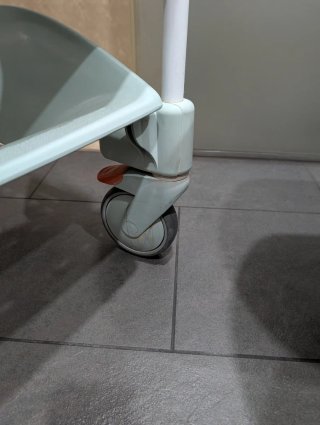 Silla de ruedas de baño