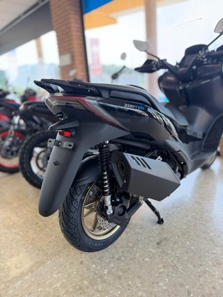 Zontes 368K Negra