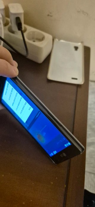 Telefono LG