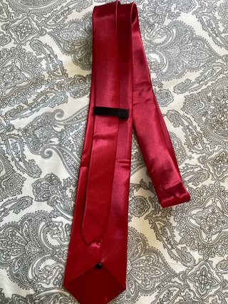 Corbata de satén roja/burdeos o pajarita