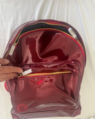 Mochila Mi-Pac charol burdeos