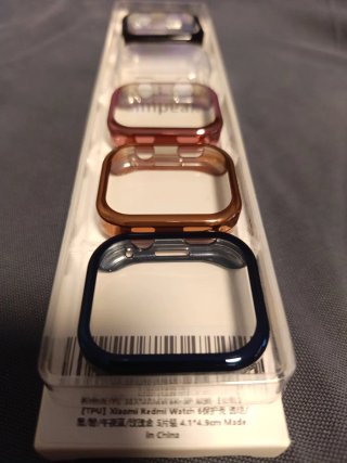 Xiaomi Redmi Watch 6. 5 Fundas x 8€.