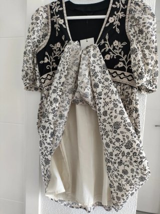 Vestido midi Zara