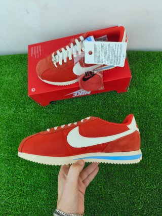 Nike Cortez Rosse Bianche