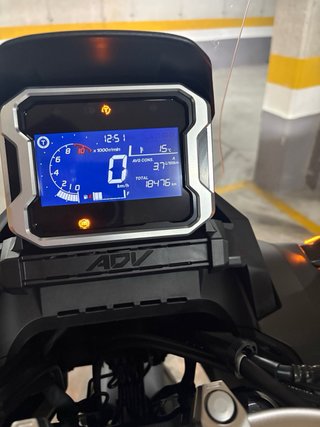 Honda ADV 350 Maxi Scooter Automática