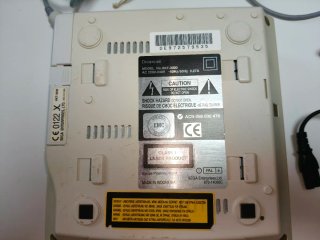 Consola Sega Dreamcast con mandos y VMU