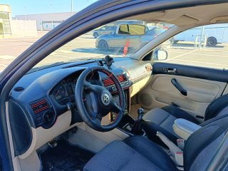 Volkswagen Golf 2000