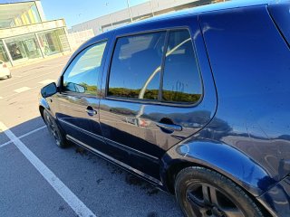 Volkswagen Golf 2000