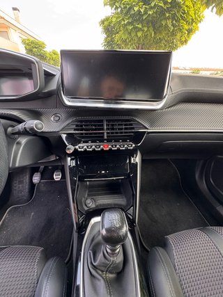 Peugeot 2008 2021