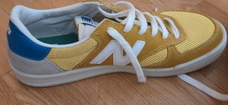 Zapatillas New Balance Amarillas y Azules