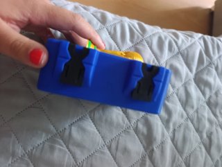 Caja 3D impresa para cromos y pegatinas