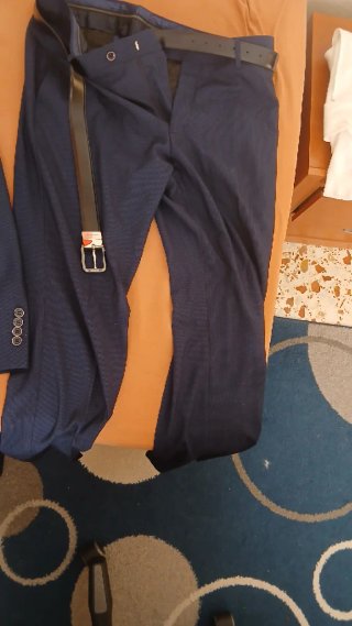 Vendo conjunto traje de hombre azul talla 56
