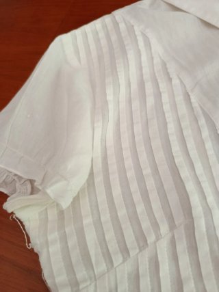 Blusa blanca de algodón