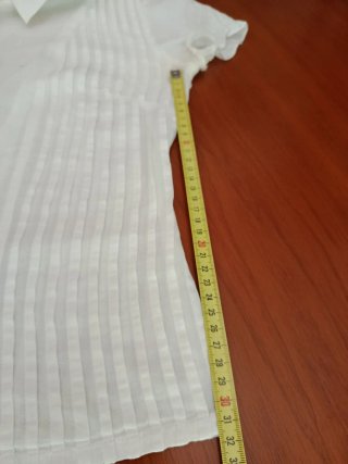 Blusa blanca de algodón