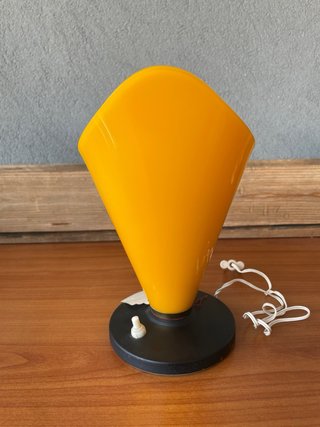 Lampada tavolo vintage Cono tv design italiano