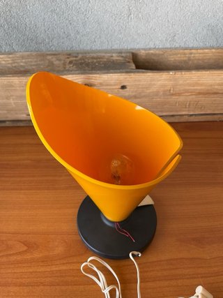 Lampada tavolo vintage Cono tv design italiano