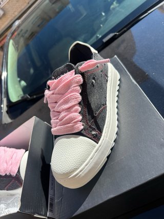 Zapatillas NUMERIŚ Negras y Rosas