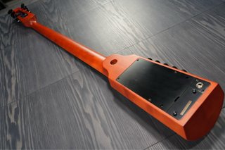 NS Design CR5 OmniBass + funda + trípode + correa