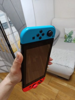 Nintendo Switch Azul/Rojo + Juegos