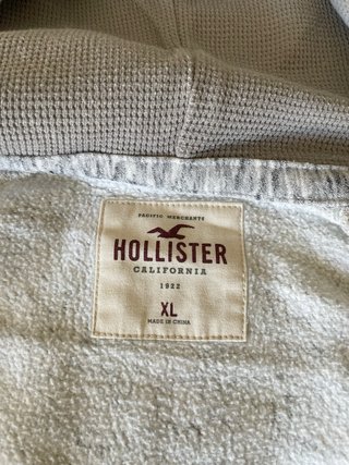 Chaqueta Hollister con capucha gris