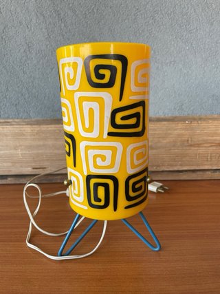 Lampada da tavolo vintage atomic space age gialla