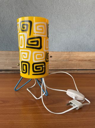 Lampada da tavolo vintage atomic space age gialla